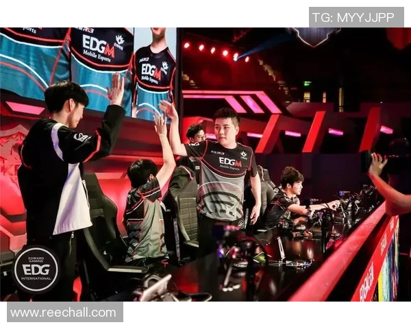 EDG战队的蜕变之旅:从传统电竞到DOTA2新篇章的纪实探索